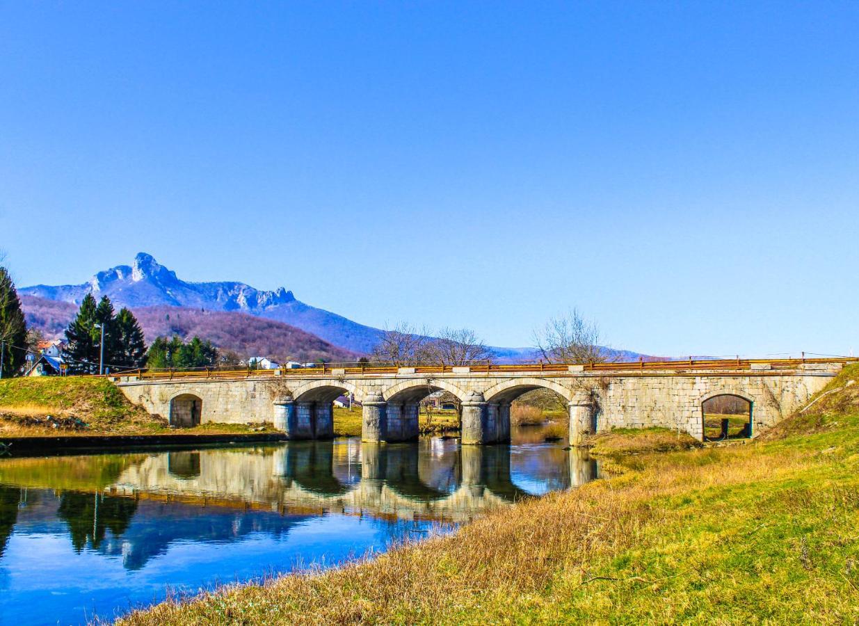 Apartmán Tri Srece Ogulin Exteriér fotografie